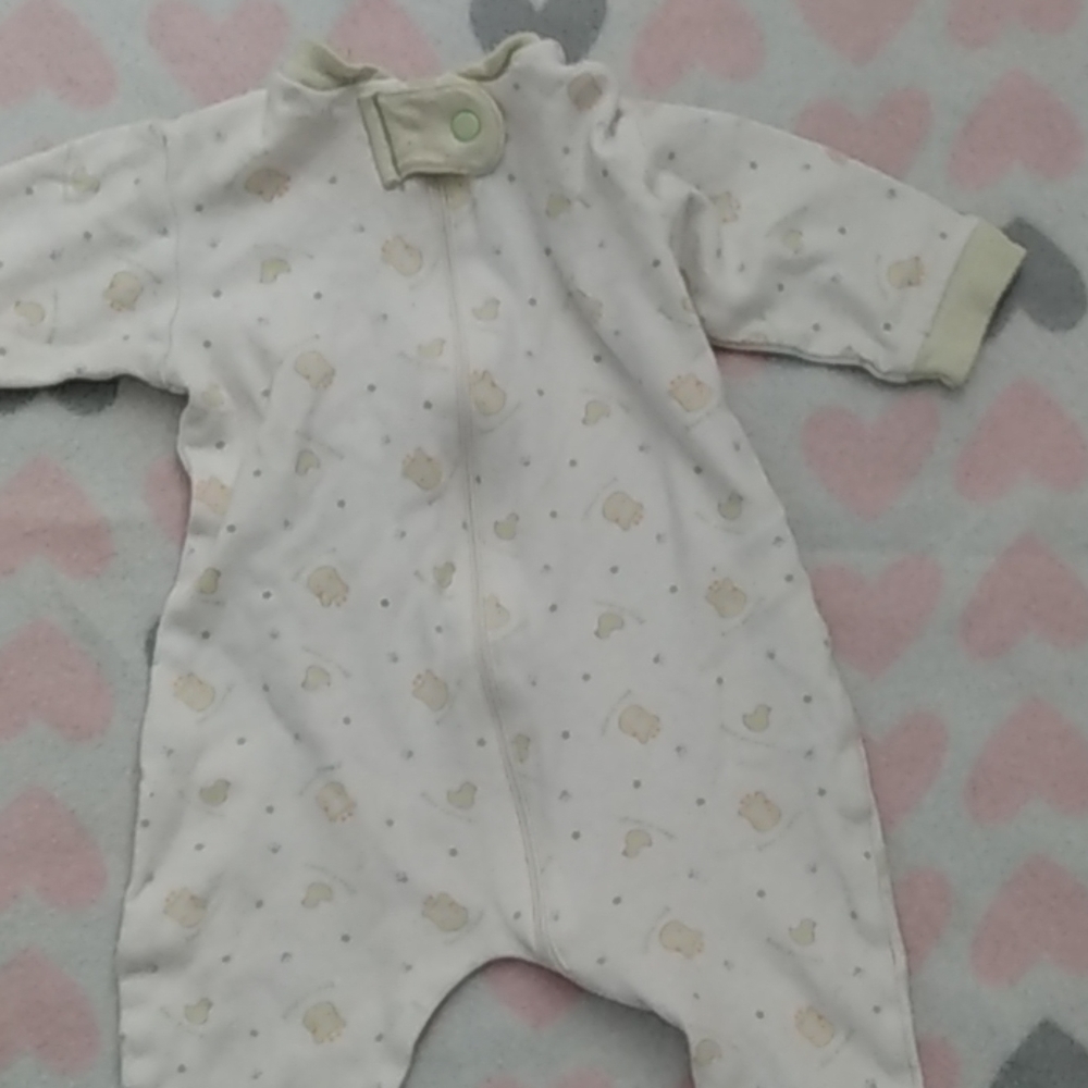 Gender neutral baby sleeper